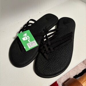 Women’s Sanuk Flip Flops